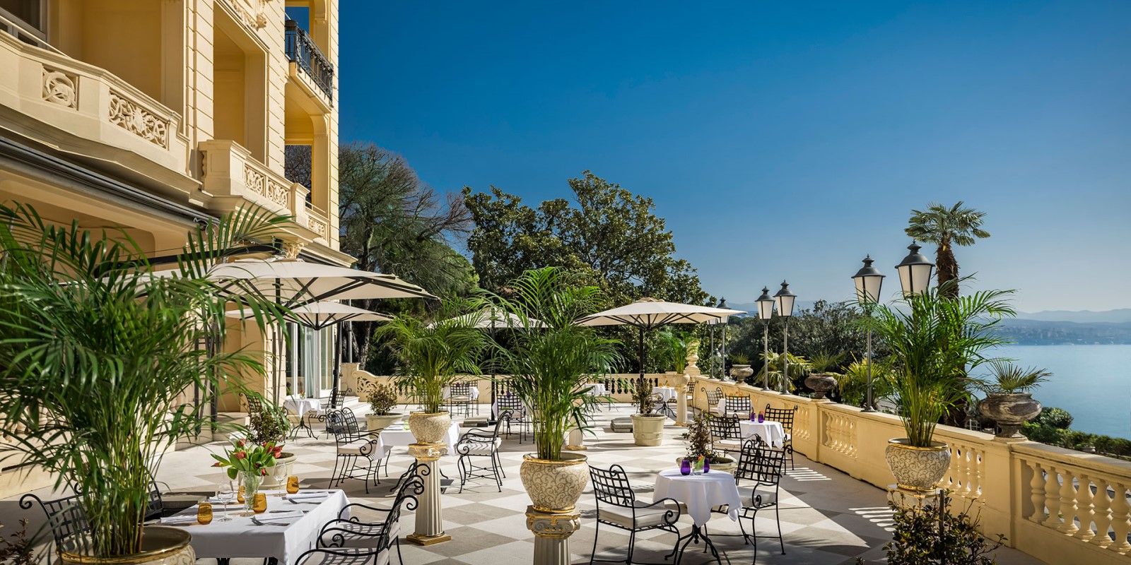 Riviera Summer Vibes